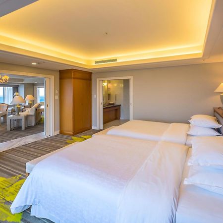 Sheraton Grande Ocean Resort Miyazaki Bagian luar foto