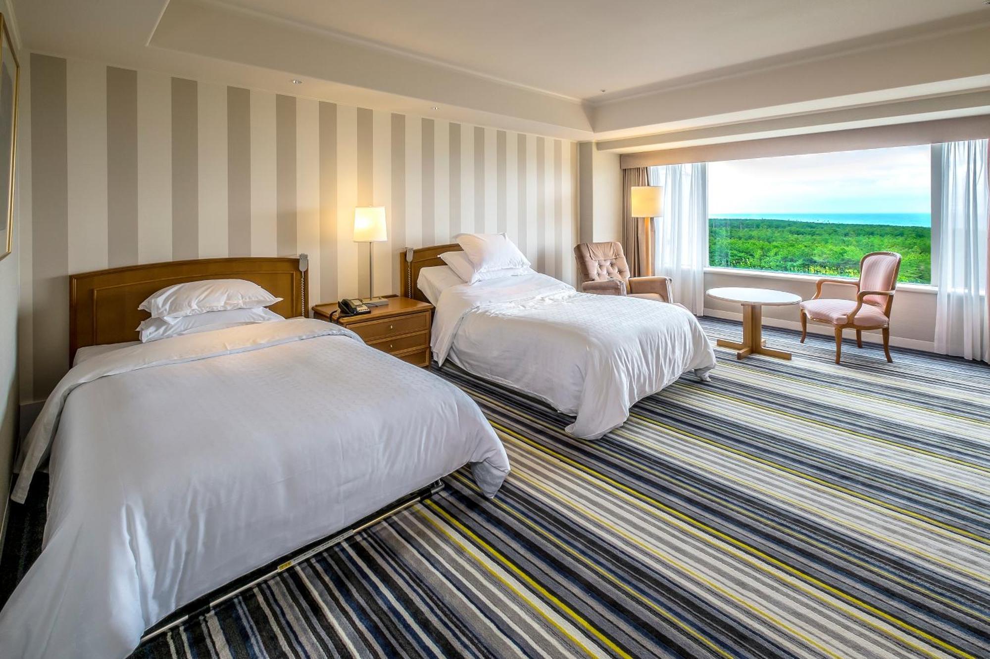 Sheraton Grande Ocean Resort Miyazaki Bagian luar foto